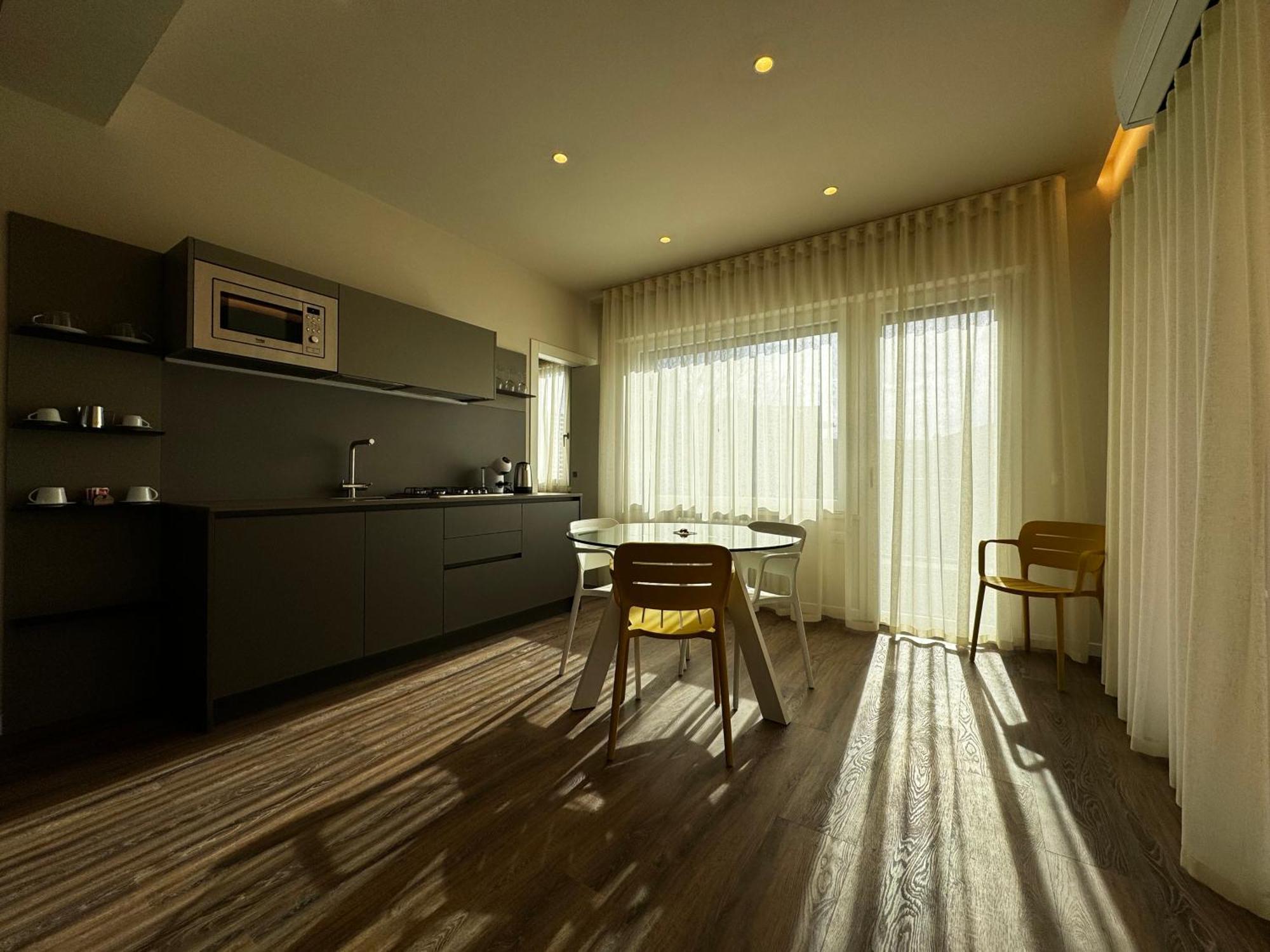 Skyline Siena Apartment Bagian luar foto
