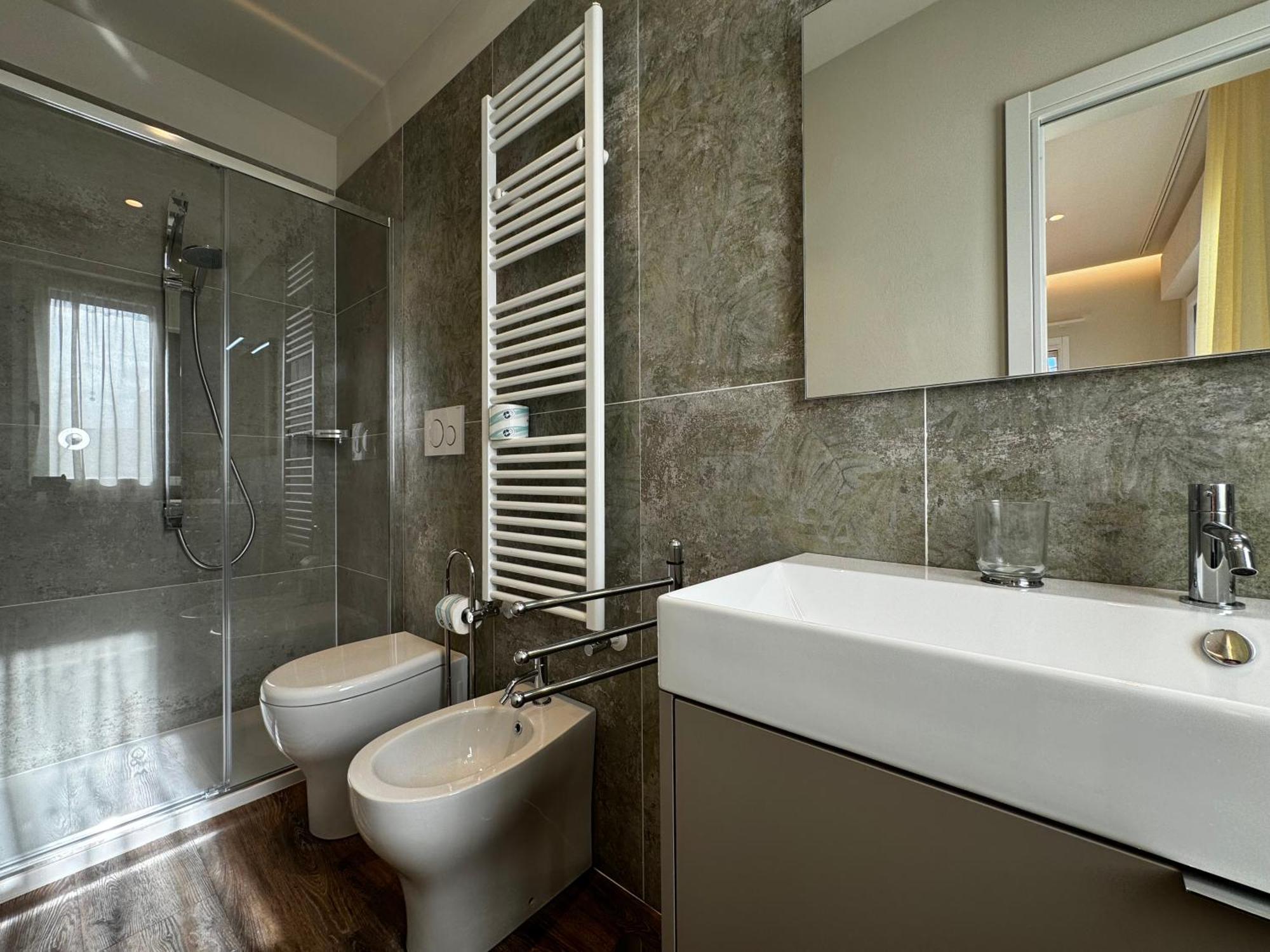 Skyline Siena Apartment Bagian luar foto
